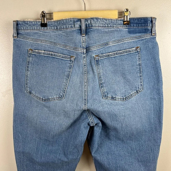 Abercrombie & Fitch Mom High Rise Jeans Size 20 Short Petite Curve Love Straight - Picture 9 of 11